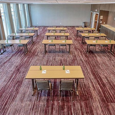 Hotel Courtyard By Marriott North Brunswick Township Exterior foto